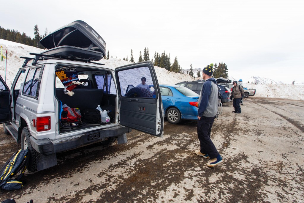 Getting set up in the parking lot at Berthoud Pass